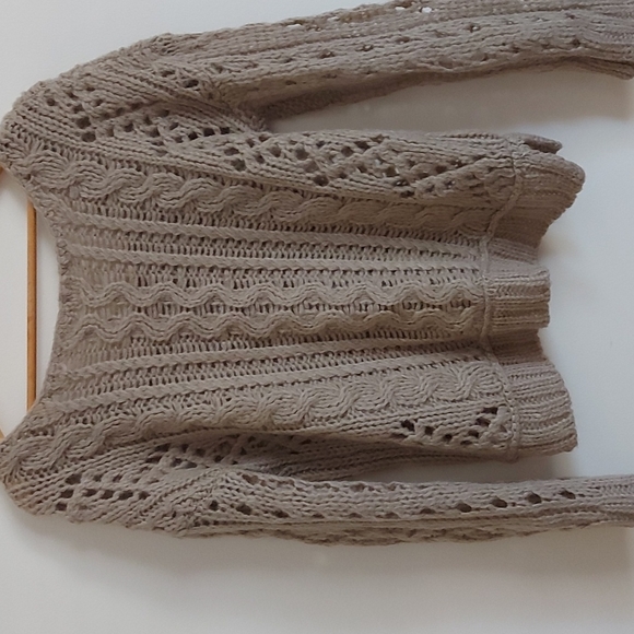 Free People Beige Open Cable Knit Sweater Size Small - Picture 2 of 5